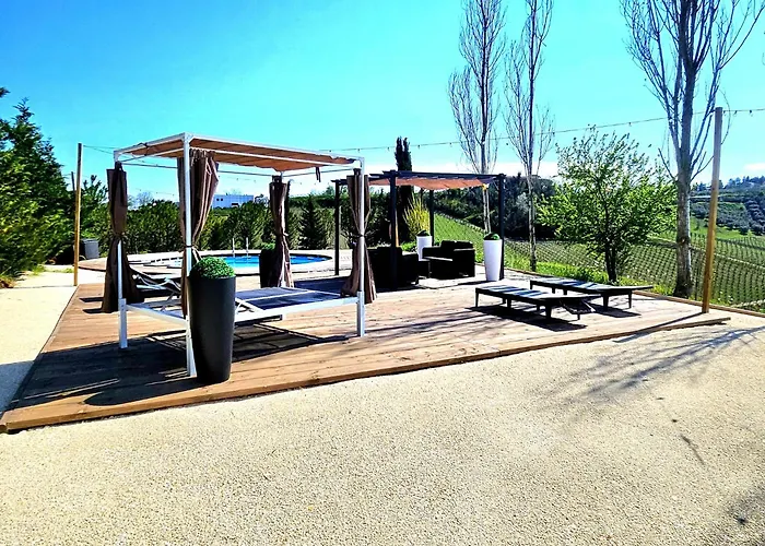 Chalet Collalto Con Piscina