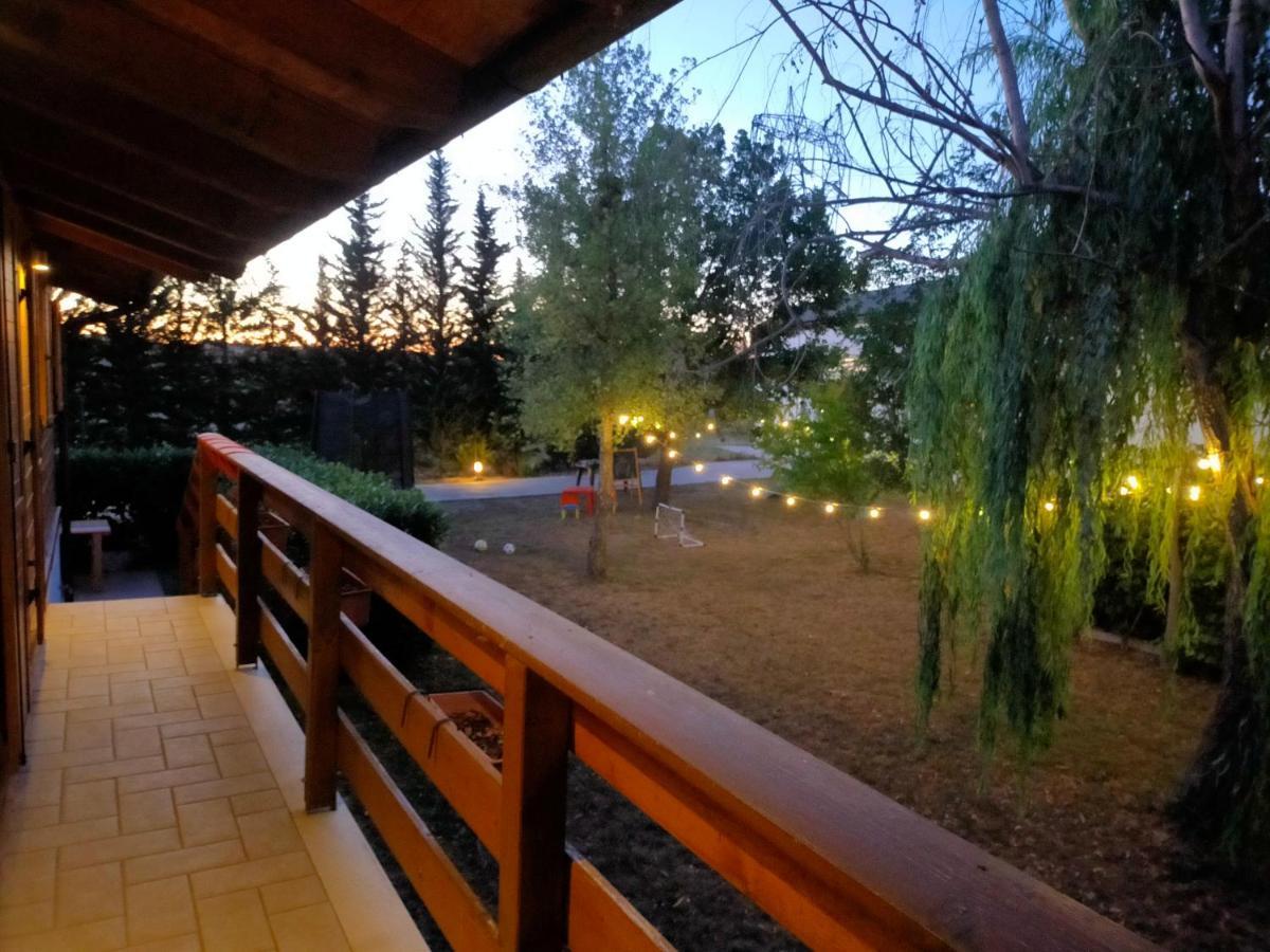 Collalto Con Piscina Ferienhaus *